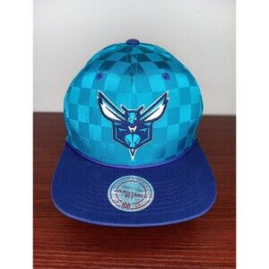 NWT Mitchell and Ness Upfield Snapback Hat Cap NBA Charlotte Hornets Purple Teal